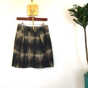 LAMB by Gwen Stefani timeless skirt size 4